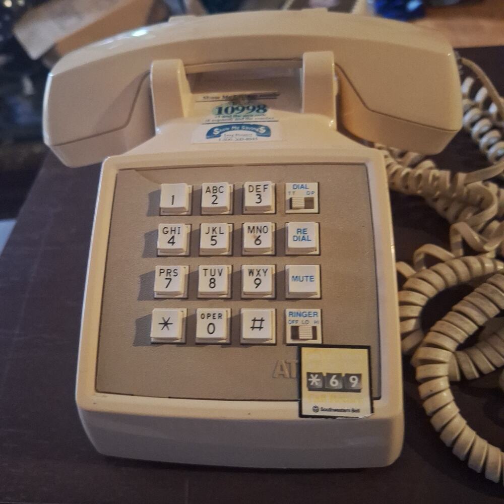 Vintage AT&T Beige Push Button Desk Office Phone